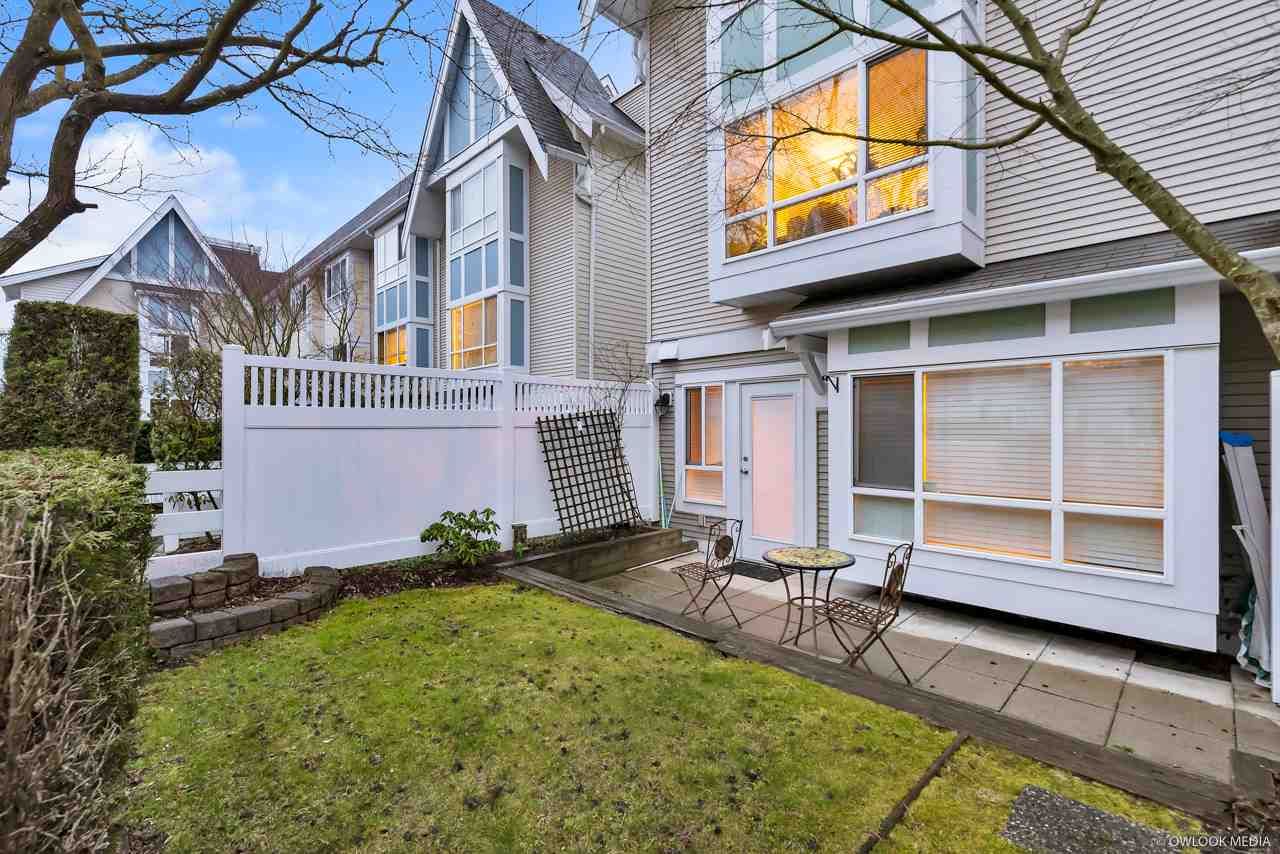 6588 Southoaks Crescent - 90